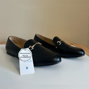 Women Black Slip-On Loafers with Metal Bit